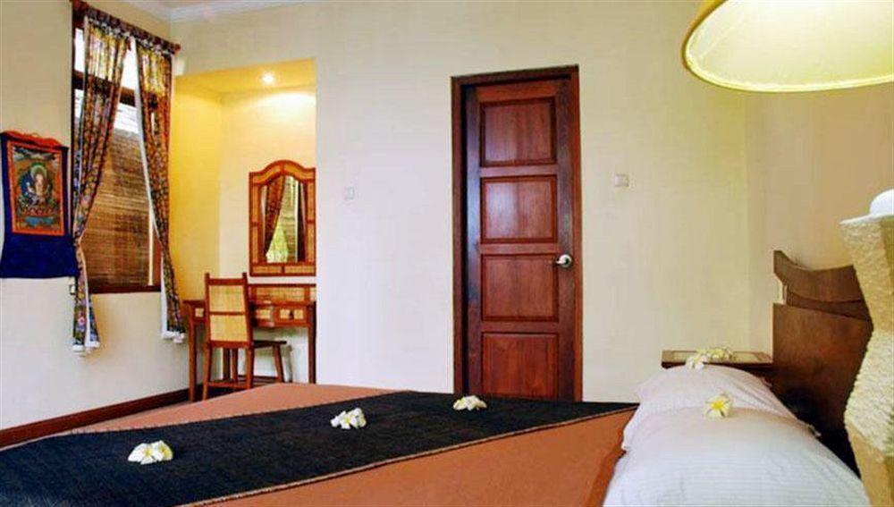 Mayang Private Pool Villa Seminyak Екстериор снимка