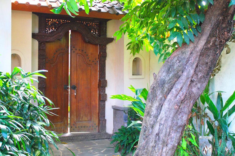 Mayang Private Pool Villa Seminyak Екстериор снимка